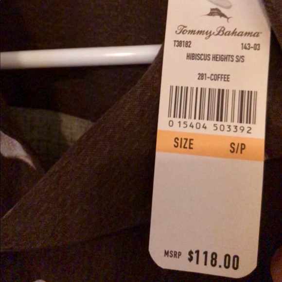 Brand New Tommy Bahama Short sleeve Button up! 🌺 - Picture 3 of 3